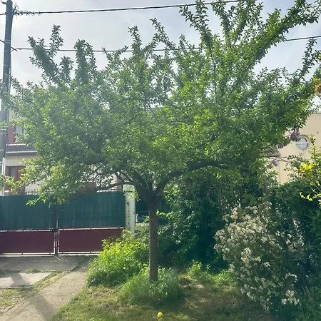 Séjour chez l'habitant Mini Au Calme